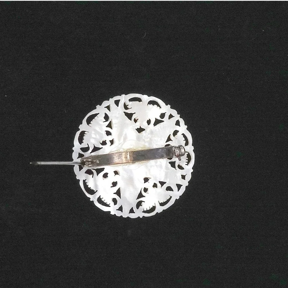 Vintage Mother of‎ Pearl Star of Bethlehem Pendant Openwork Intricate